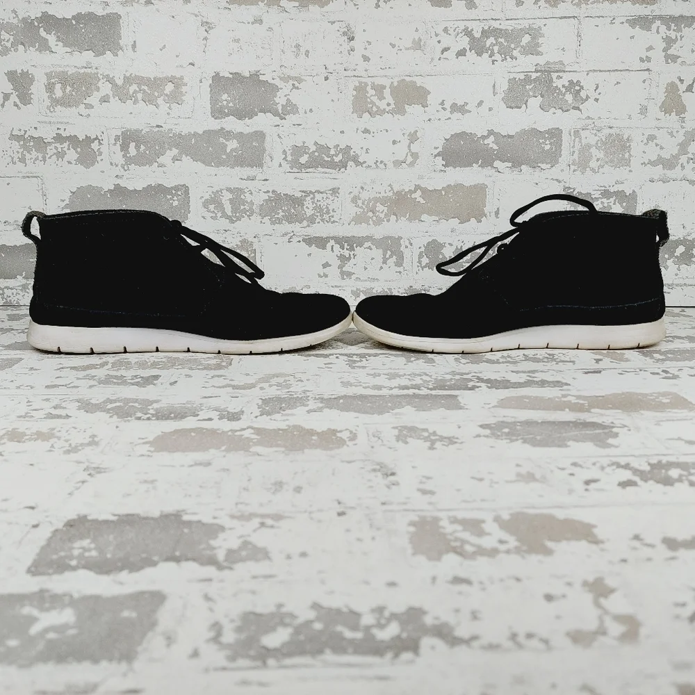 Ugg Casual Lace Up Shoes Black Suede Chukka Boots X367